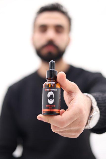 Beard Oil for Strengthening Beard Growth and Nurturing Hair Follicles